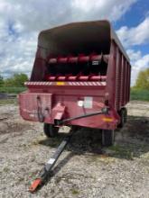 MillerPro 5200 16ft Forage Wagon