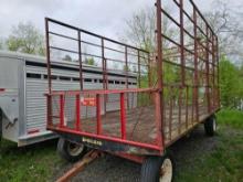 Pequea 916 kicker bale wagon, 16ft