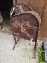 Corn sheller