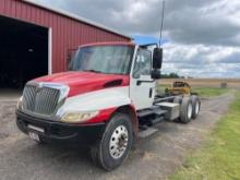 2002 International 4400 Truck