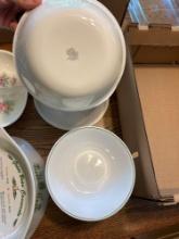 (5) nice large Corelle bowls - bakeware