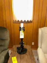 2 lamps
