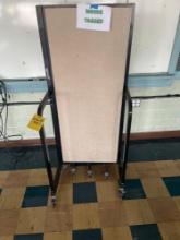 Screenflex rolling divider - 1510
