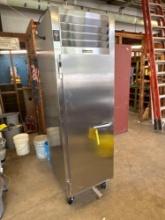 like new Traulsen commercial refrigerator - maintenance