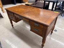 Wood desk - 1114