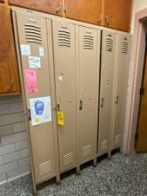 Set of 5 metal lockers Cafeteria