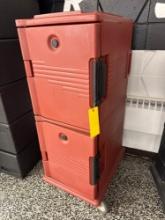 Cambro insulated transport food cart on wheels cafeteria