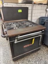 Vulcan gas range - Cafeteria