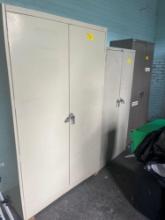 3 Metal storage cabinets - 1407