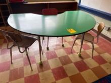 Teachers desk and 3 metal chairs - 1502
