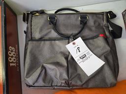 Skip hop bag