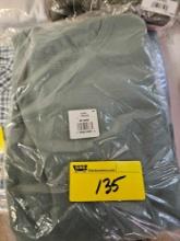 3xl sweatshirts, bid x 3