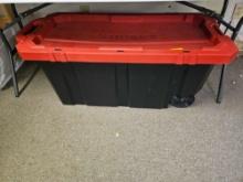 Large Husky tote on wheels