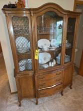 Drexel China Cabinet & Contents, Noritake Dishes, Table Linens