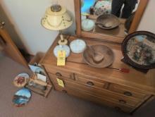 Wood bowl, pictorial plate, kitchen primitives and lamp