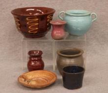 Grouping of 7 small pottery items