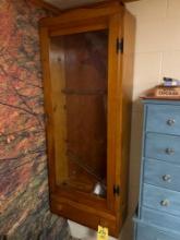 wall mounted cabinet w/ keys