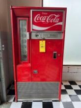 Coca Cola Vendo V-77 Coin Op Vending Machine