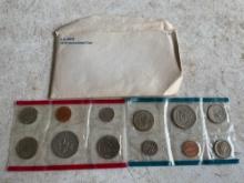 1979 Denver and Philadelphia Uncirculated Coins