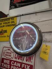 Snap on neon garage clock, works!
