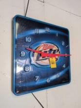 Miller 2006 battery op clock