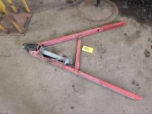 Trailer hitch with jack