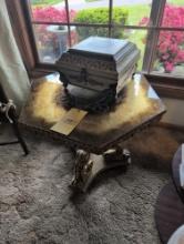 Vintage Hollywood Regency gilt side table with lift top storage box