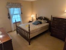 Broyhill full size bedroom suite