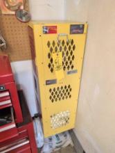Retro red and yellow paint single door locker