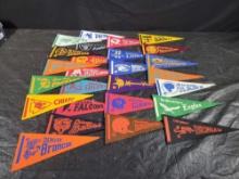 26 NFL Mini Team Pennants 9 inches Houston Oilers Vintage