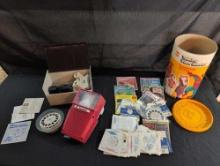 Group of vintage View masters and cards, Superhero Marvel set