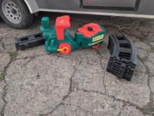 Little Tikes RR battery op ride on train with plastic track