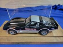 UT Models 1/18 Die-Cast Corvette 1978 Signed Dave McLellan