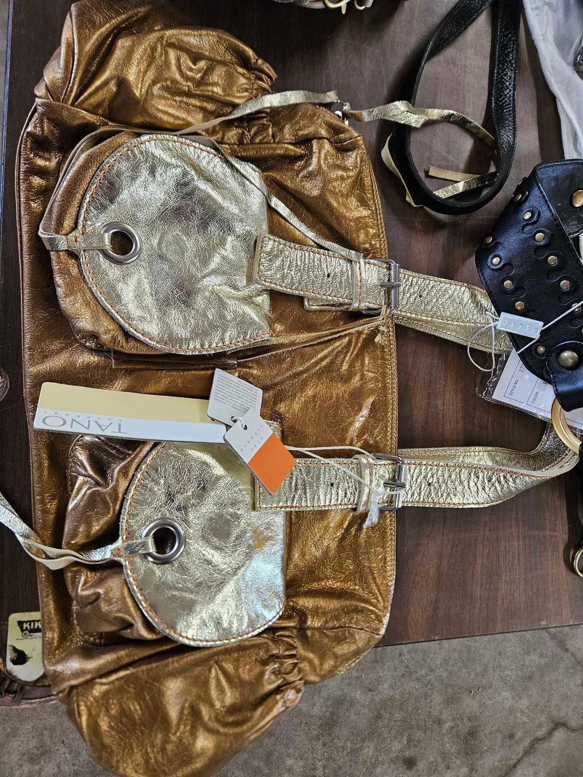 Tano purse