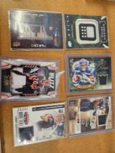 6 assorted sports cards