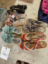 Lady's shoes, size 7, bid x 5