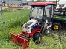 North Ridgeville OH - 2009 Ventrac 4200 All Wheel Drive Articulating Tractor with Cab and Snow Plow