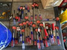 Large Lot of New Craftsman Screwdrivers