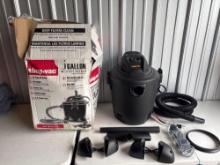 Never Used 5 Gallon Shop Vac
