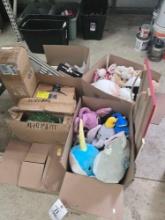 Assorted Decor, Wreaths and Stuffed Animals