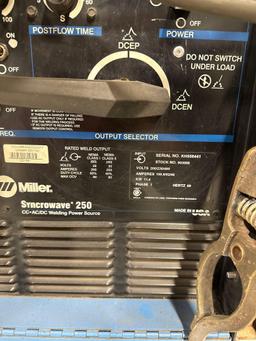 Miller syncrowave 250 cc AC/DC welder