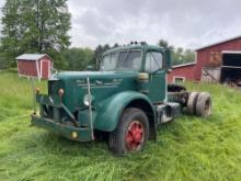 1950 Mack LJ Semi Truck