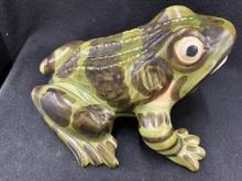 Brush 10" Frog
