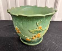 Roseville Bittersweet Pot & Saucer