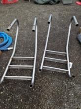 2 pool ladders