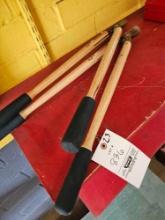2 pair of loppers