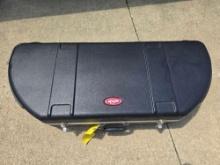 SKB hard bow case