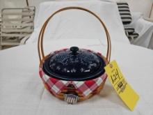 2002 Longaberger All-American 1.5 Quart Casserole Dish Basket w/ Liner