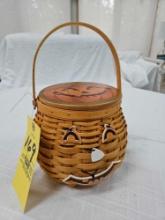 2001 Longaberger Pumpkin Patch Halloween Basket w/ Lid & Protector