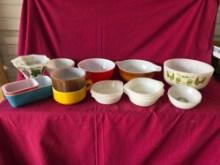 Pyrex, Fire King, Bowls